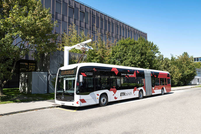 Mercedes-Benz entrega tres eCitaro G totalmente eléctricos a Suiza