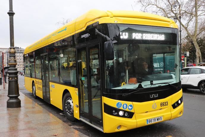 El servicio de transporte urbano de Ourense incorpora su primer eléctrico