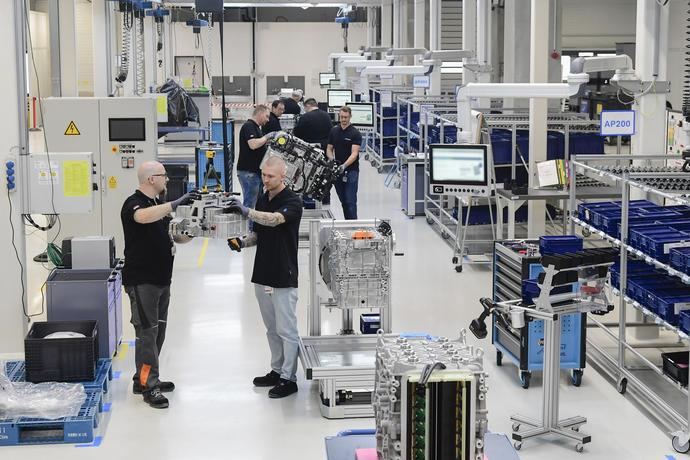 Cellcentric inaugura su planta para la producción de celdas de combustible