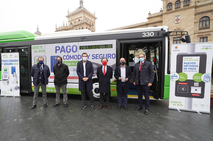 Auvasa presenta sus nuevos medios de pago en los autobuses