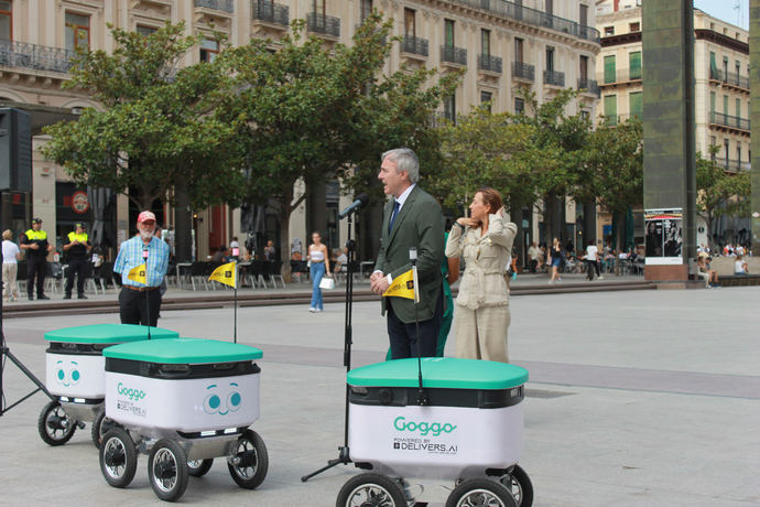 Zaragoza, pionera en los robots de logística autónoma