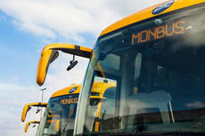 Monbus y el AMB presentan el nuevo servicio de Aerobús en Barcelona