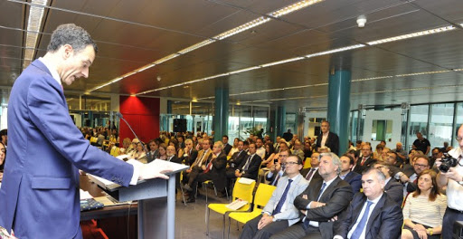 Una de las últimas Asambleas presenciales de Confebus.