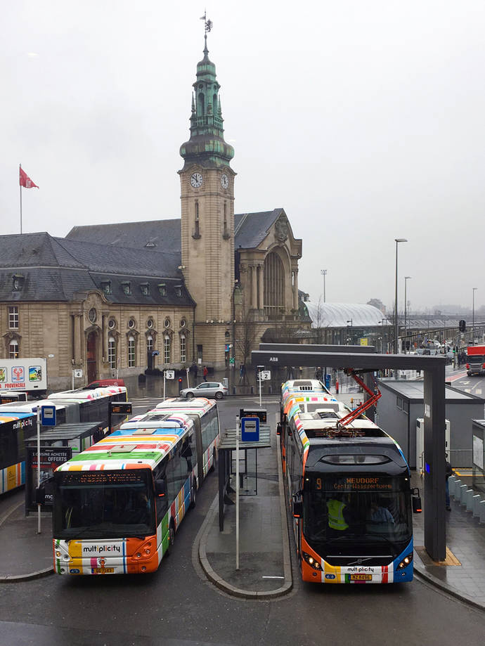 Luxemburgo recibe 14 autobuses Irizar ie bus