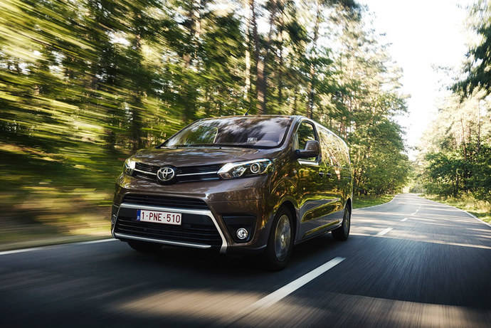 Toyota España lanza el nuevo Toyota Proace Verso