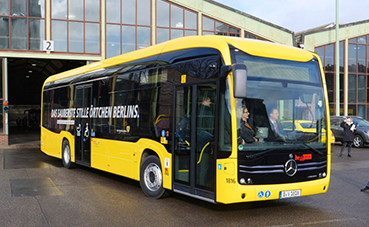 Mercedes entrega el primer eCitaro a BVG en Berlín