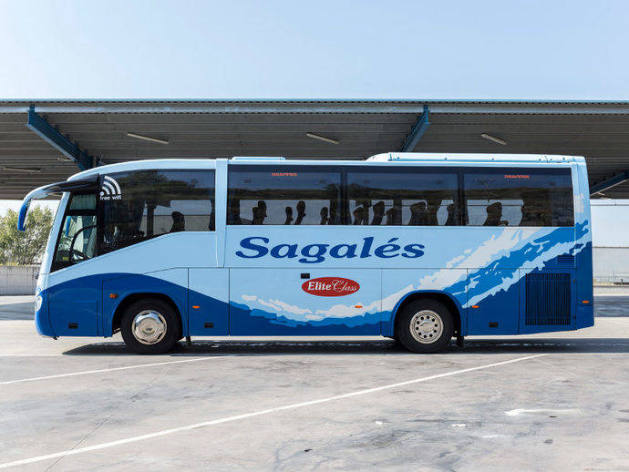 Un autobús de Sagalés.