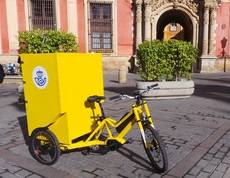 Triciclo eléctrico de Correos.