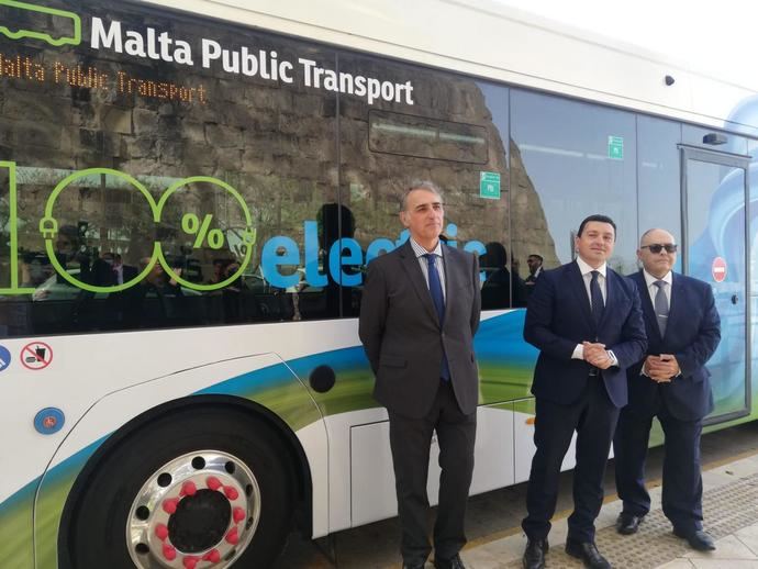Dos nuevos autobuses eléctricos lanzados por Malta Public Transport