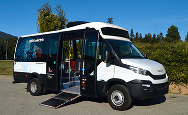 Indcar presenta su primer prototipo de minibús eléctrico: Strada e-City