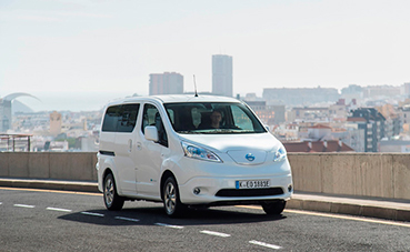 Nissan refuerza la producción de la furgoneta e-NV200 en Barcelona