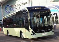 Autobús Volvo en el aeropuerto de Birmingham.
