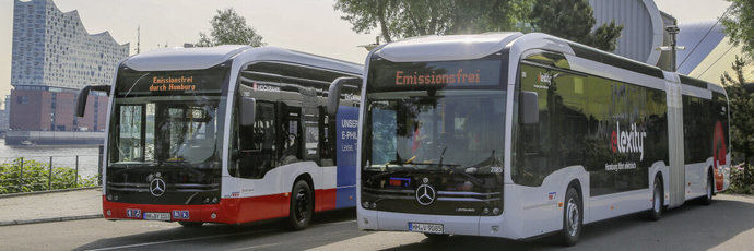 Doble entrega de los autobuses Mercedes-Benz eCitaro G a Hamburger