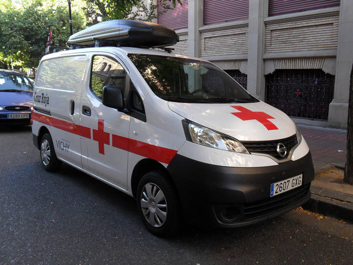 Nissan cede a Cruz Roja de Madrid una furgoneta e-NV200 Evalia