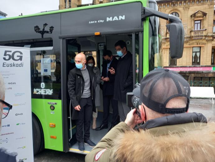 Dbus incorpora la tecnología 5G revolucionando su flota de autobuses