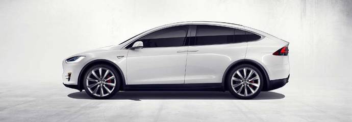 Tesla confirma un minib&#250;s el&#233;ctrico y detalles en 2017