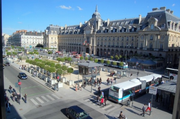 La ciudad de Rennes planea tener una flota totalmente eléctrica para 2020