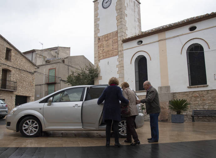 En zonas rurales y con menos densidad de población puede resultar eficaz utilizar vehículos turismo.