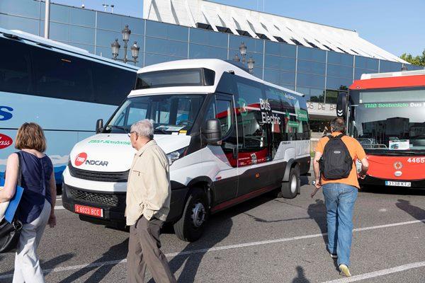 El vehículo eléctrico Indcar Strada e-City se presenta en el Rally de Autobuses Clásicos de Barcelona