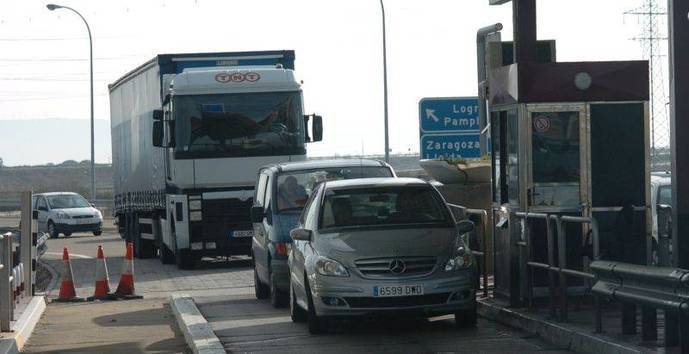 Los peajes de las autopistas bajarán un 0,6% en 2016