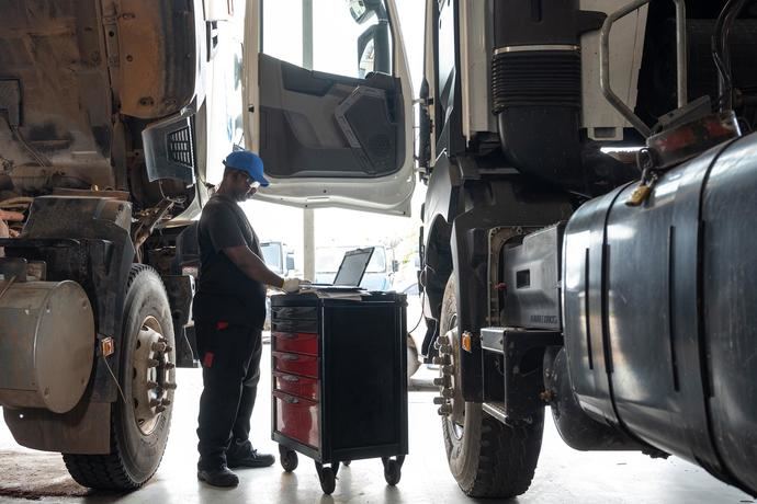 Nuevo parón y reducción de la actividad del transporte de mercancías por carretera