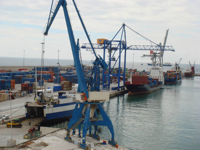 Los puertos españoles ofrecen soluciones para todo tipo de mercancías