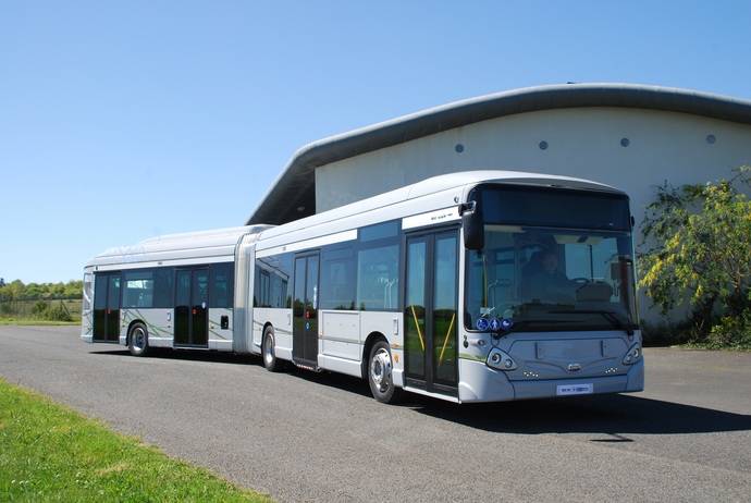 Uno de los autobuses adquiridos por AMB.