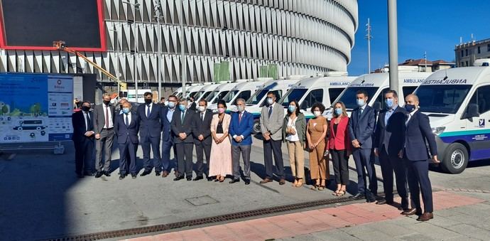 Mercedes-Benz Vans entrega la mayor flota de ambulancias