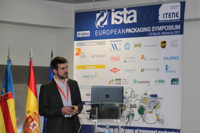 Antonio Cebrián, director de marketing de DS Smith Tecnicarton, durante su intervención en ISTA.