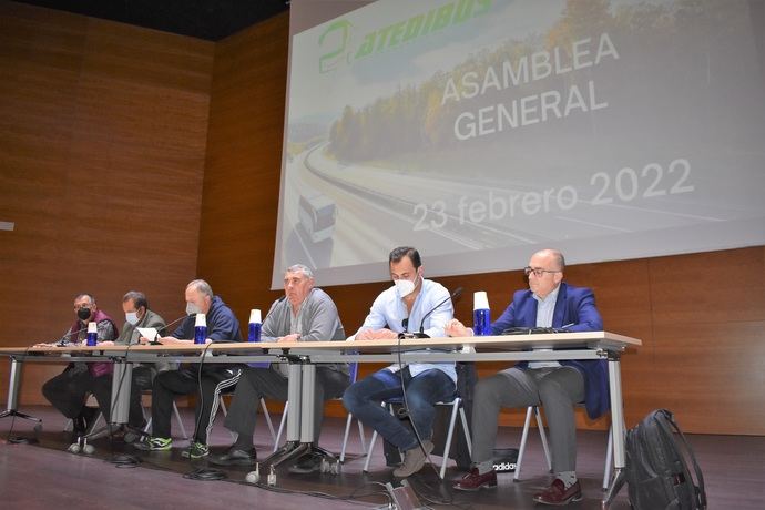 Atedibus renueva su directiva y celebra su asamblea anual