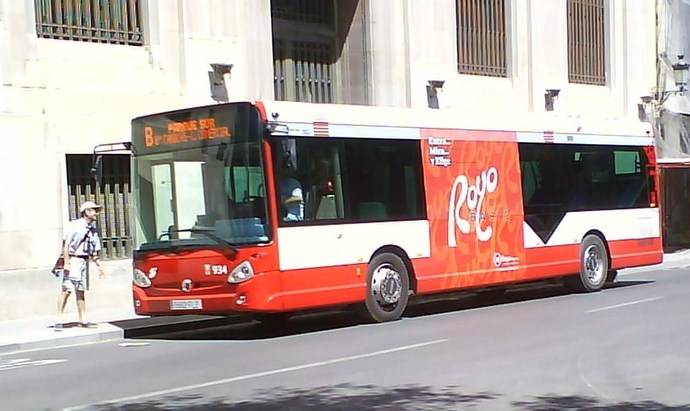 Un autobús urbano de la ciudad de Albacete.