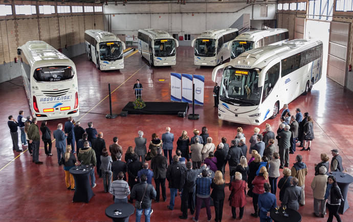 La Agostense presenta los nuevos buses Volvo B11R carrocería Irizar i-8