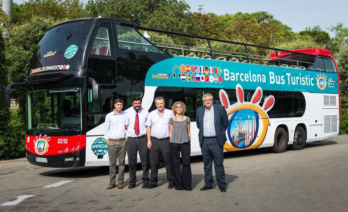 El Barcelona Bus Turístic renueva su flota con diez coches de 14 metros