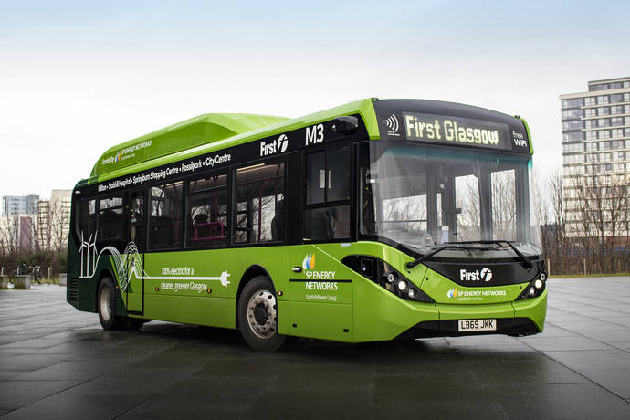 El primer BYD ADL Enviro200EV de Glasgow, con apoyo SP Energy Networks