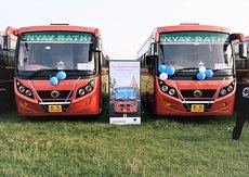 Autobuses BharatBenz 1017.