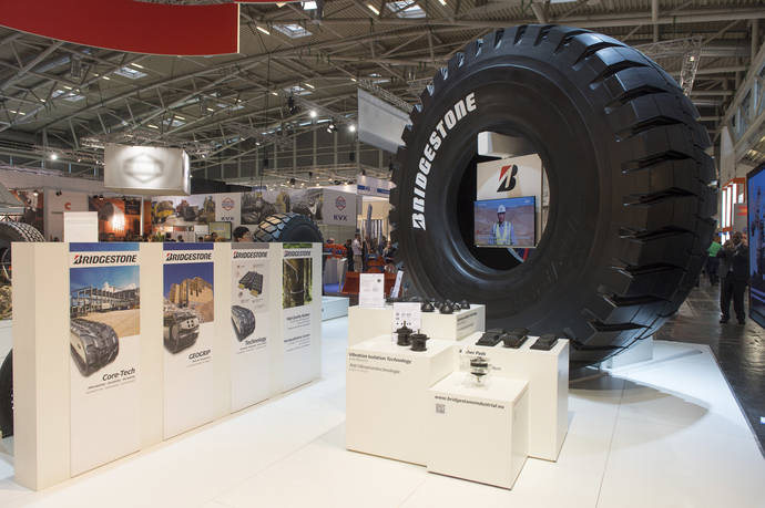 Bridgestone muestra novedades en Bauma 2016