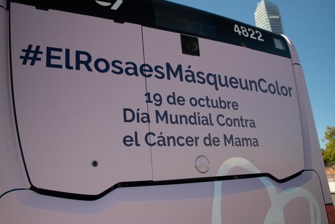 EMT Madrid vuelve a respaldar la campaña 'El Rosa Es Más Que Un Color'