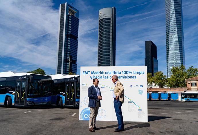 Madrid presenta los últimos buses de GNL, que se incorporan a su flota