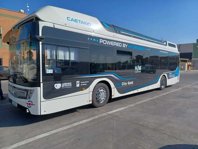Málaga prueba un autobús urbano de hidrógeno con Carburos Metálicos