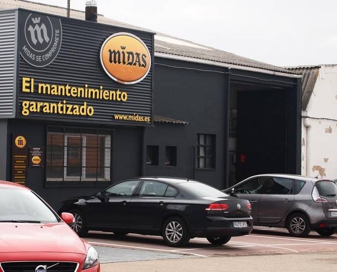 Fachada de nuevo taller de Midas en Cuenca.