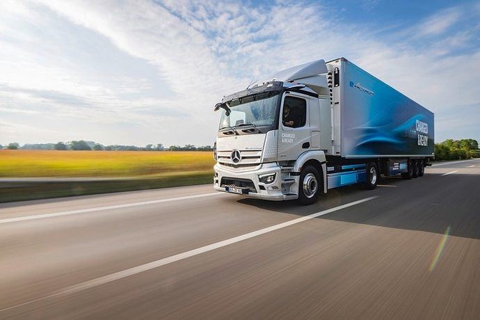 Cargado y listo: Mercedes-Benz Trucks muestra nuevas aplicaciones de eActros