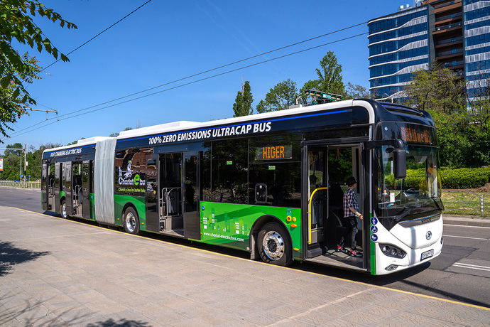 Primer e-bus de 18 metros con ultracondensadores de Europa