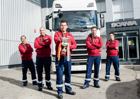 Scania celebra su competición de mecánicos