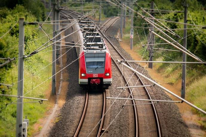 El crédito al transporte creció en unos 1.700 millones de euros en el último año