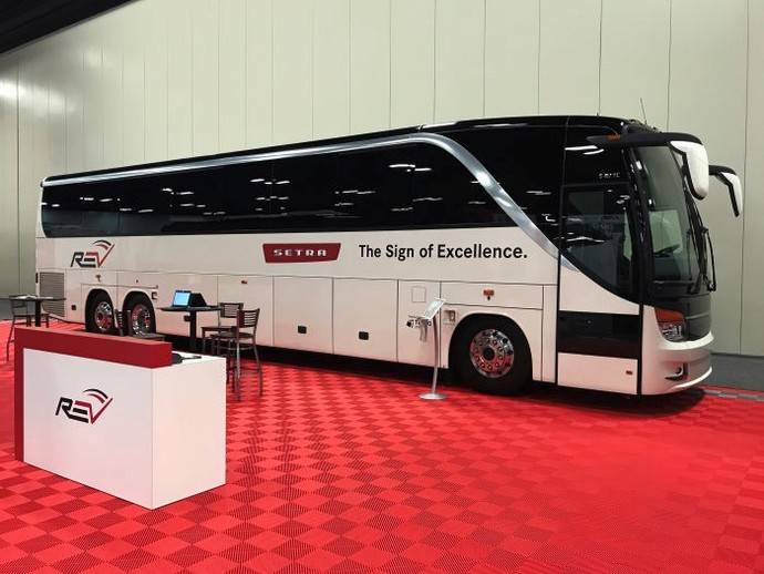 Setra adapta su TopClass al mercado americano