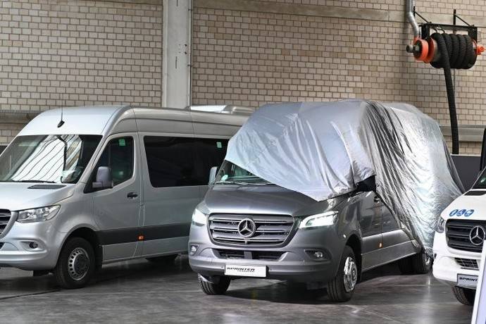 Se celebra el Día del Minibús en Mercedes, en la planta de Dortmund