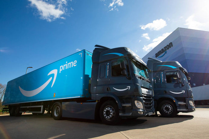 DAF Trucks entrega cinco camiones eléctricos a Amazon Reino Unido