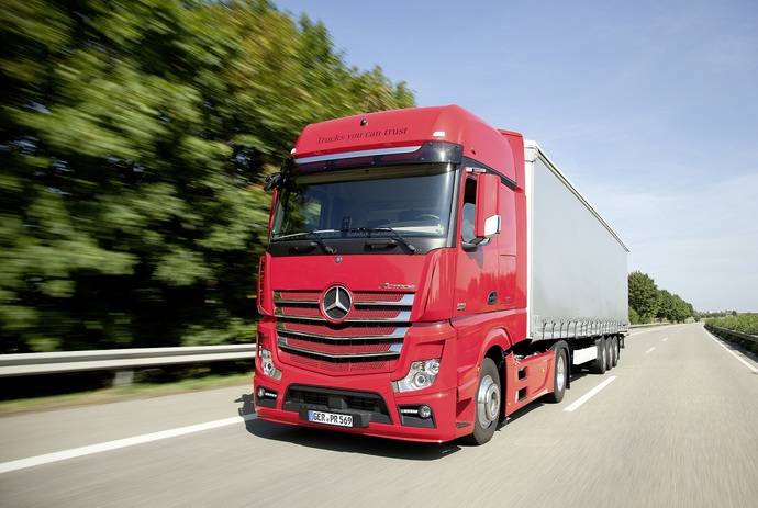 Aprobado el uso del HVO como combustible alternativo en camiones Mercedes-Benz
