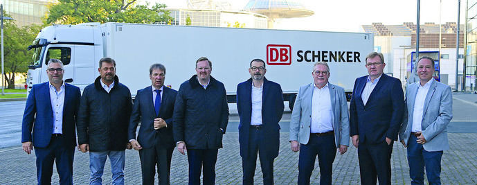 DB Schenker y Krone apuestan firme por un pedido de megatrailers