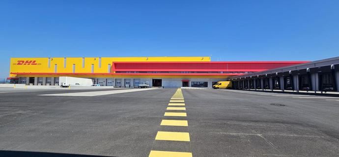 DHL Express ampli&#769;a sus instalaciones en el aeropuerto internacional de Oporto